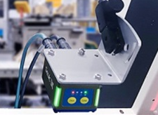 東集X4工業讀碼器助力光伏產業，打造智慧生產線